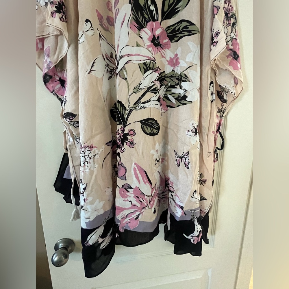 New! Vince Camuto Lily Botanical Floral Kimono Cardigan, Wrap Rayon OSFM - Picture 5 of 16